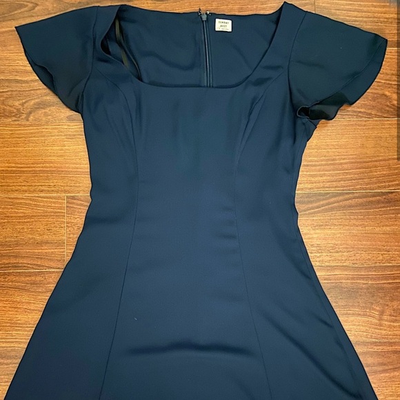 Sunday Best ✨ Navy Blue Mini Dress - Aritzia - Women’s Small - Picture 1 of 2